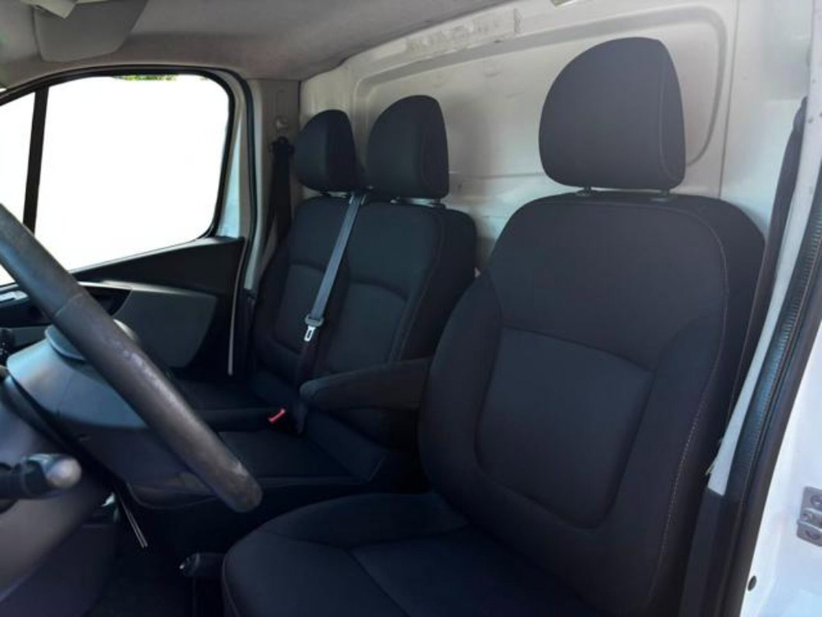 Renault Trafic Furgone T27 1.6 dCi 120CV PC-TN Furgone Ice (15)