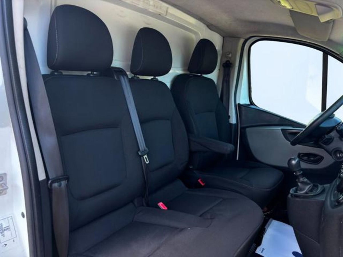 Renault Trafic Furgone T27 1.6 dCi 120CV PC-TN Furgone Ice (16)