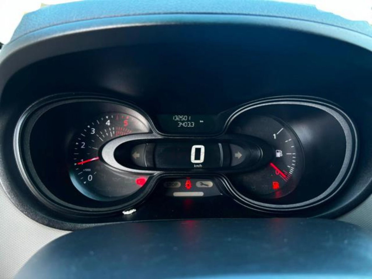 Renault Trafic Furgone T27 1.6 dCi 120CV PC-TN Furgone Ice (18)