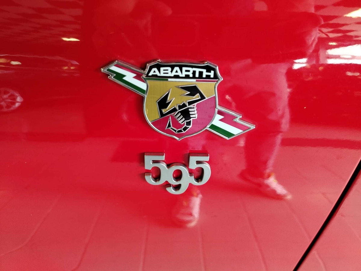 Abarth 595 595 1.4 Turbo T-Jet 145 CV (14)