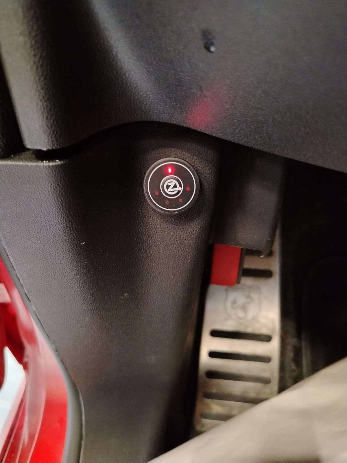 Abarth 595 595 1.4 Turbo T-Jet 145 CV (9)
