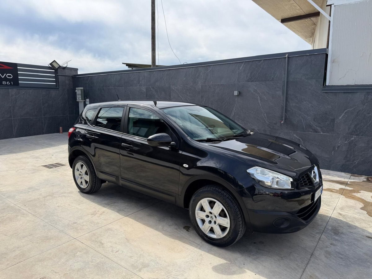 Nissan Qashqai 1.5 dCi DPF Tekna (3)