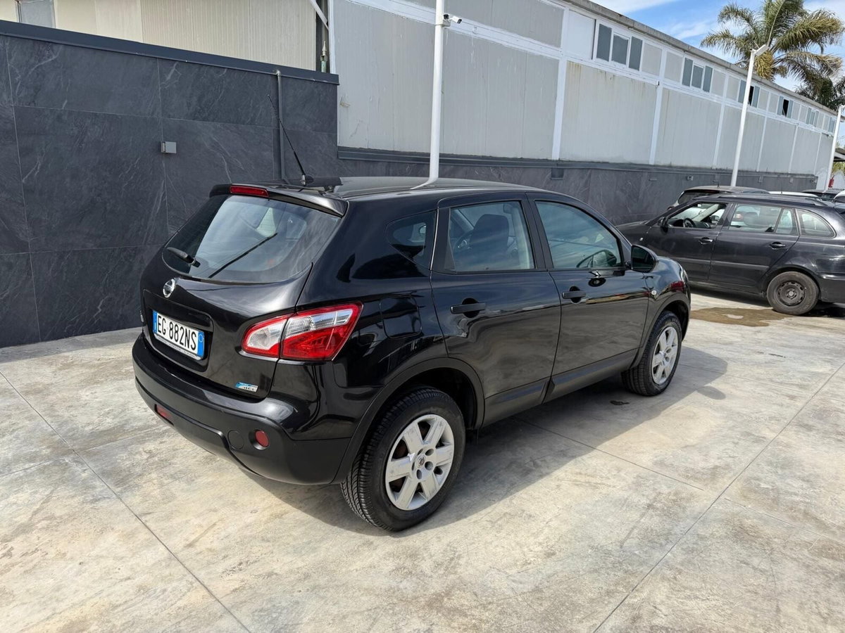 Nissan Qashqai 1.5 dCi DPF Tekna (4)