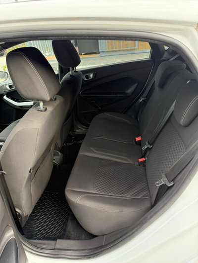 Ford Fiesta 1.5 TDCi 95CV 3 porte Black & White Edition (10)
