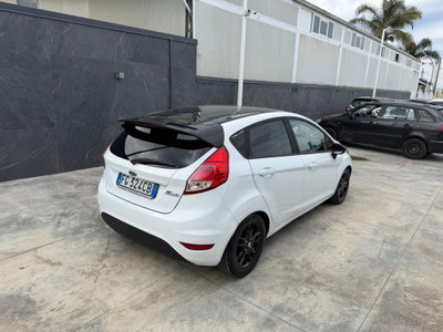 Ford Fiesta 1.5 TDCi 95CV 3 porte Black & White Edition (6)