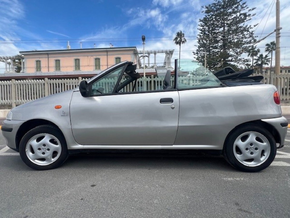 Fiat Punto Cabrio 60 cat Cabrio S (9)