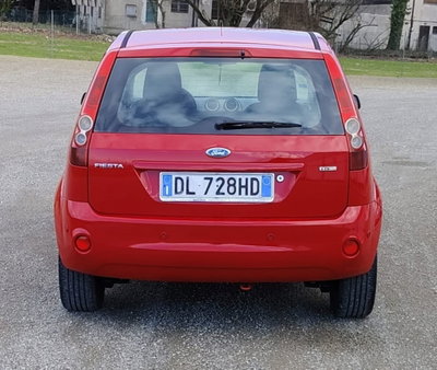 Ford Fiesta 1.4 TDCi 5p. Ghia (4)