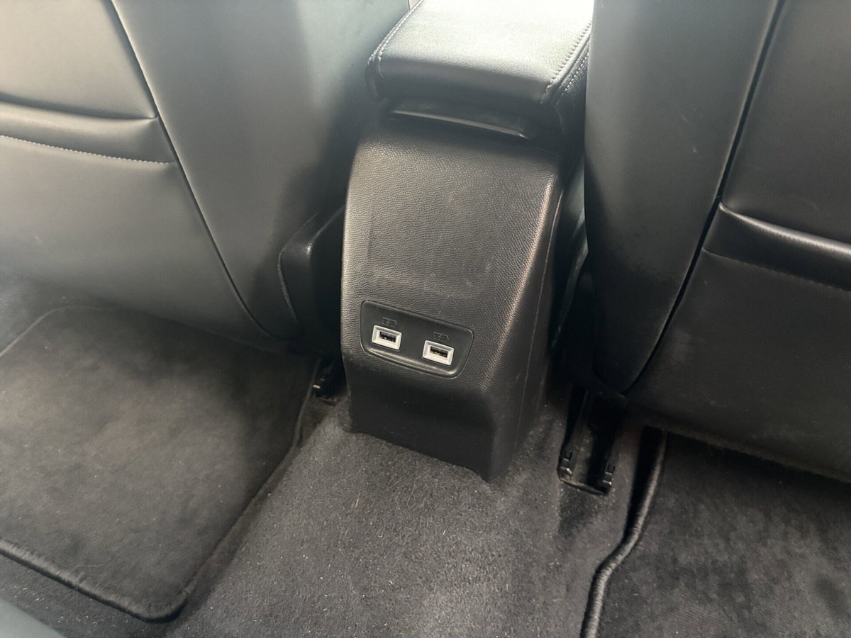 Peugeot 2008 BlueHDi 130 S&S EAT8 Allure Pack (15)