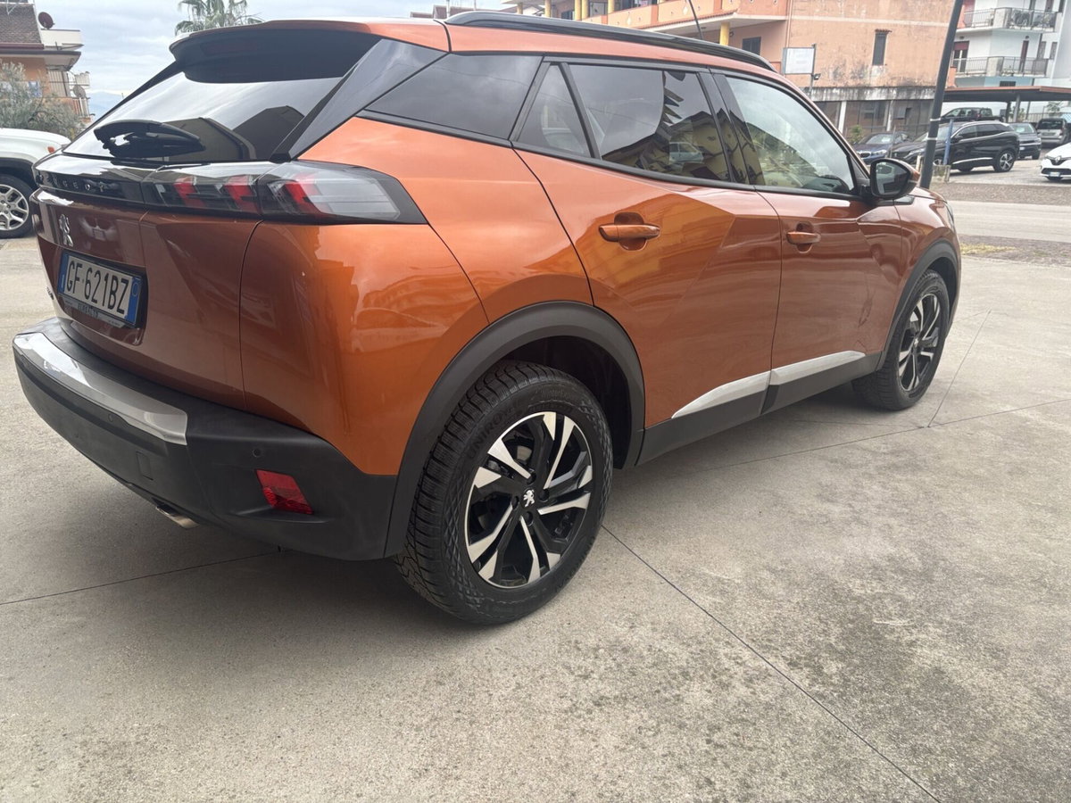 Peugeot 2008 BlueHDi 130 S&S EAT8 Allure Pack (4)