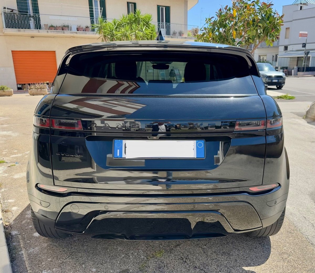 Land Rover Range Rover Evoque 2.0D I4 163CV AWD Auto R-Dynamic HSE (5)