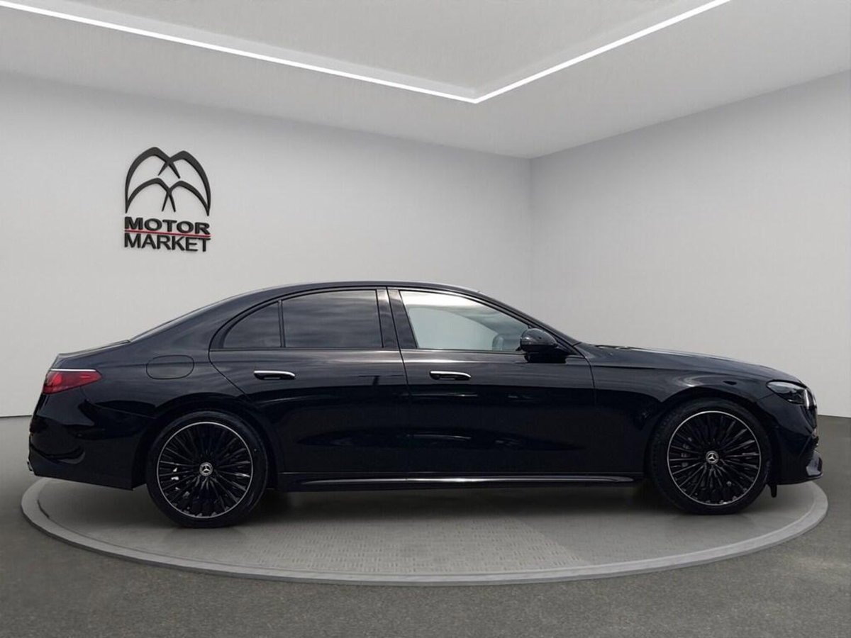 Mercedes-Benz Classe E 220 d AMG Line Advanced Plus auto (4)