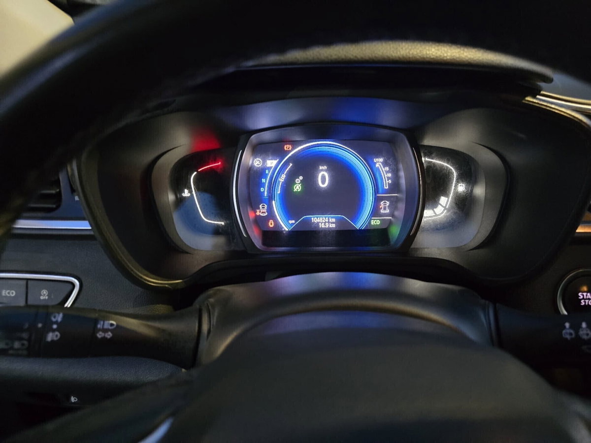 Renault Kadjar dCi 8V 115CV EDC Sport Edition (9)