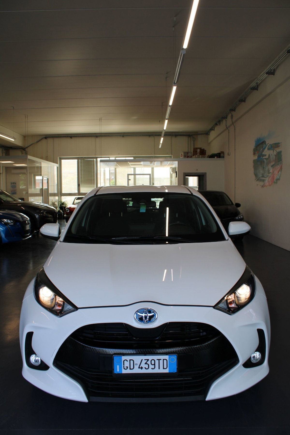 Toyota Yaris 1.5 Hybrid 5 porte Active (2)