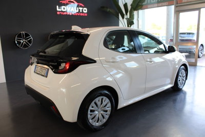 Toyota Yaris 1.5 Hybrid 5 porte Active (4)
