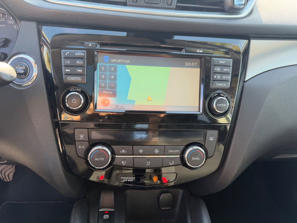 Nissan Qashqai 1.5 dCi Tekna (9)