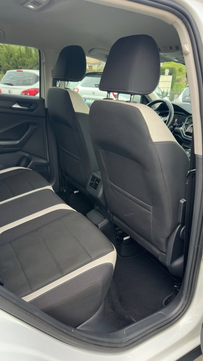 Volkswagen T-Roc 1.6 TDI SCR Advanced BlueMotion Technology (7)