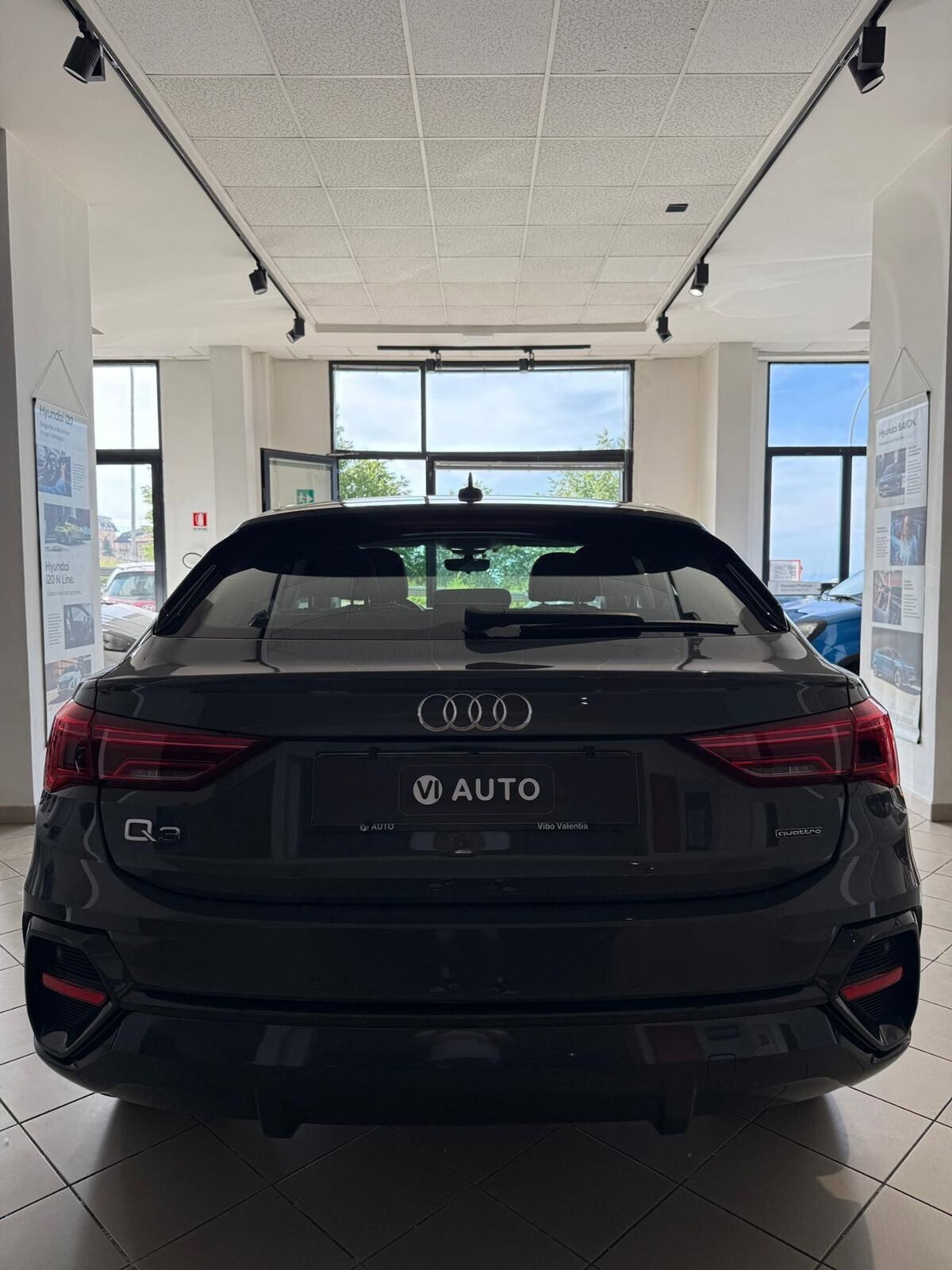 Audi Q3 Sportback 35 TDI quattro S tronic Business Plus (4)