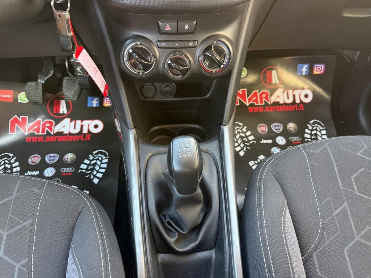 Peugeot 2008 100 Active (20)