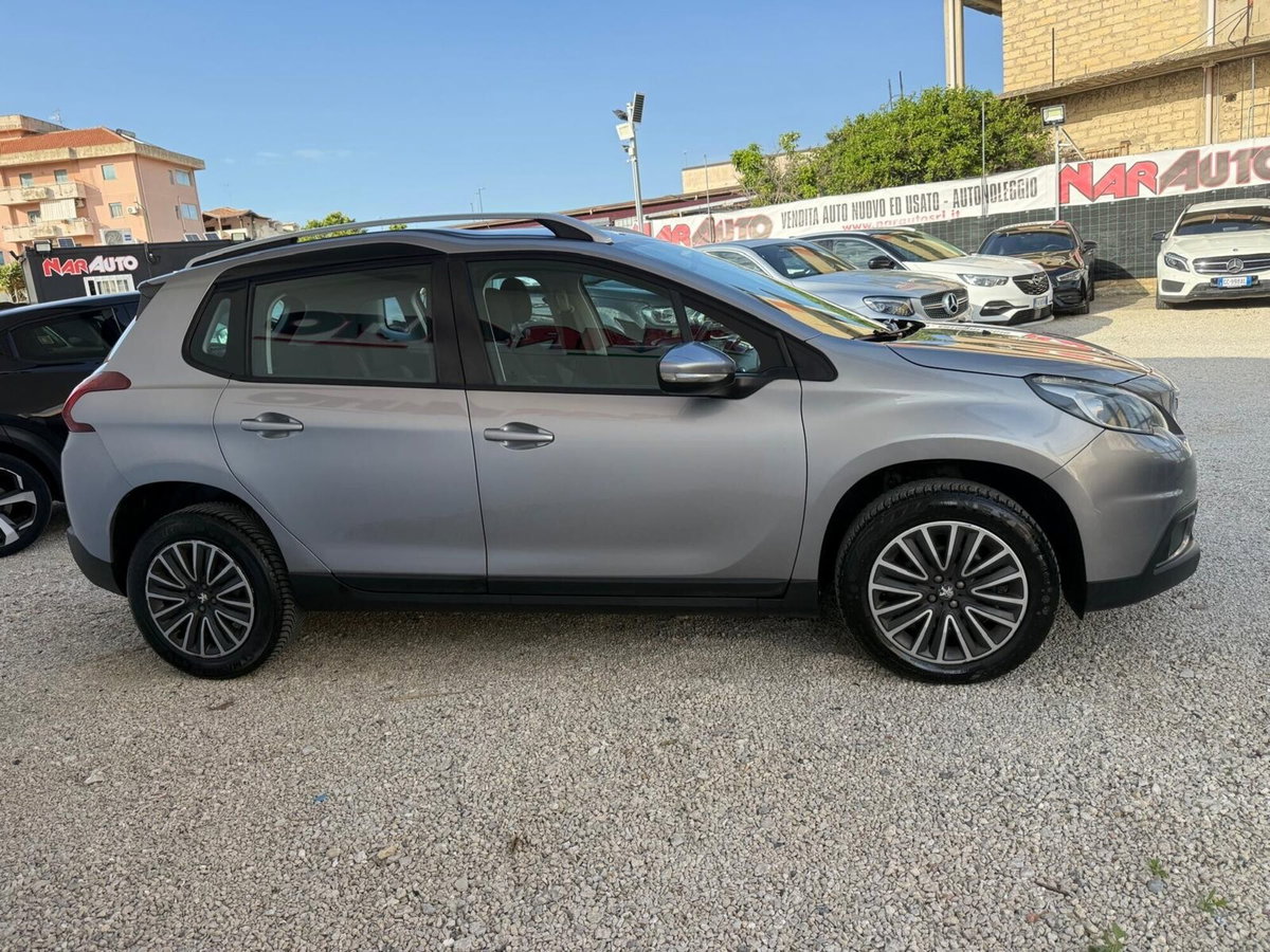 Peugeot 2008 100 Active (5)