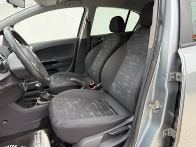 Opel Corsa 1.2 5 porte Elective (11)