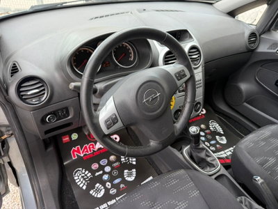 Opel Corsa 1.2 5 porte Elective (13)