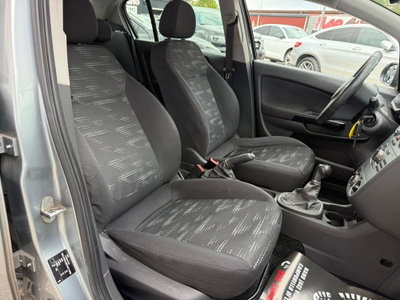 Opel Corsa 1.2 5 porte Elective (15)