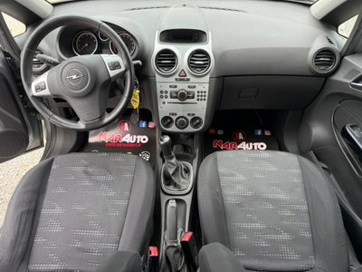 Opel Corsa 1.2 5 porte Elective (19)