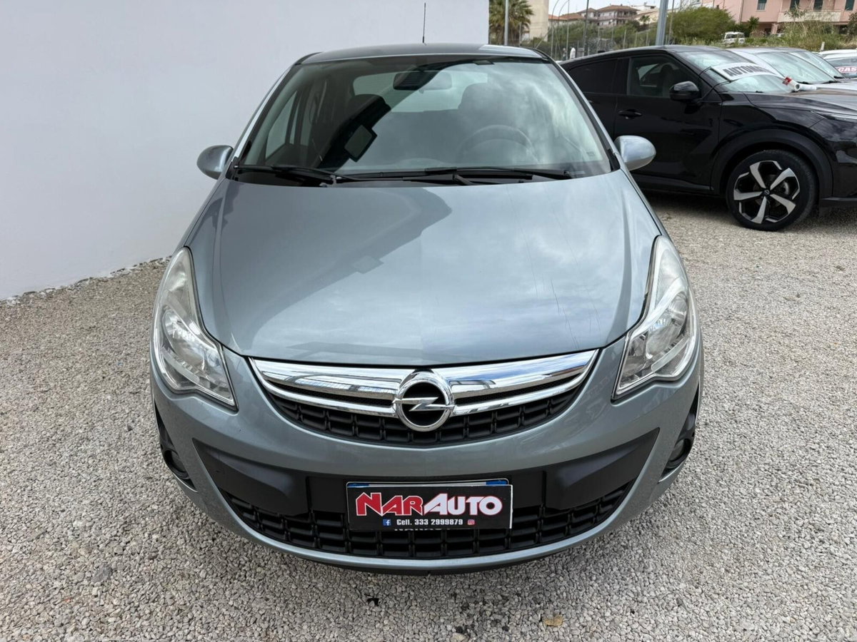 Opel Corsa 1.2 5 porte Elective (3)