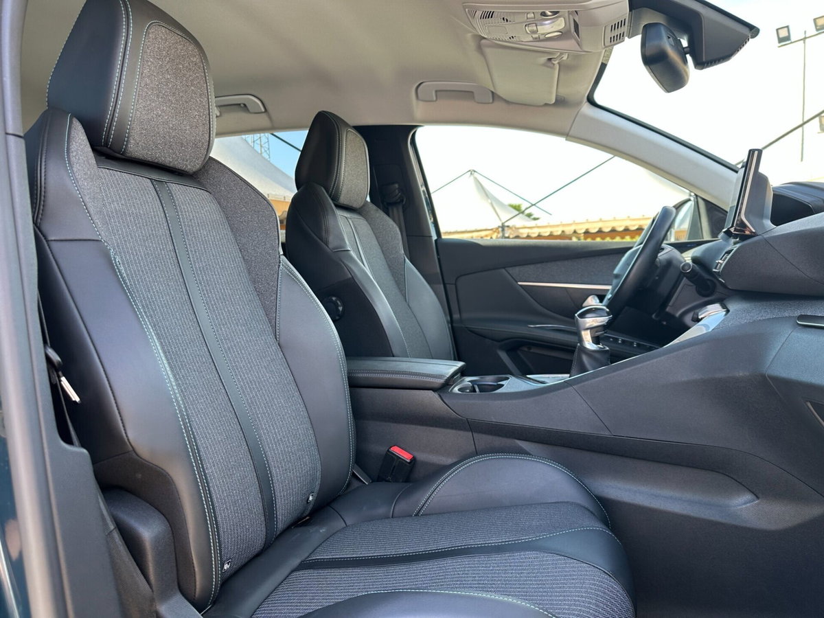 Peugeot 3008 BlueHDi 130 S&S Allure (15)