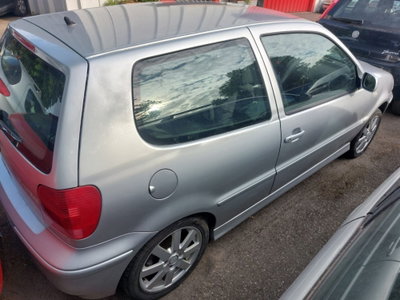 Volkswagen Polo 1.4 16V cat 3p. Highline (4)
