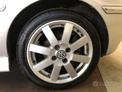 Volkswagen Polo 1.4 16V cat 3p. Highline (6)