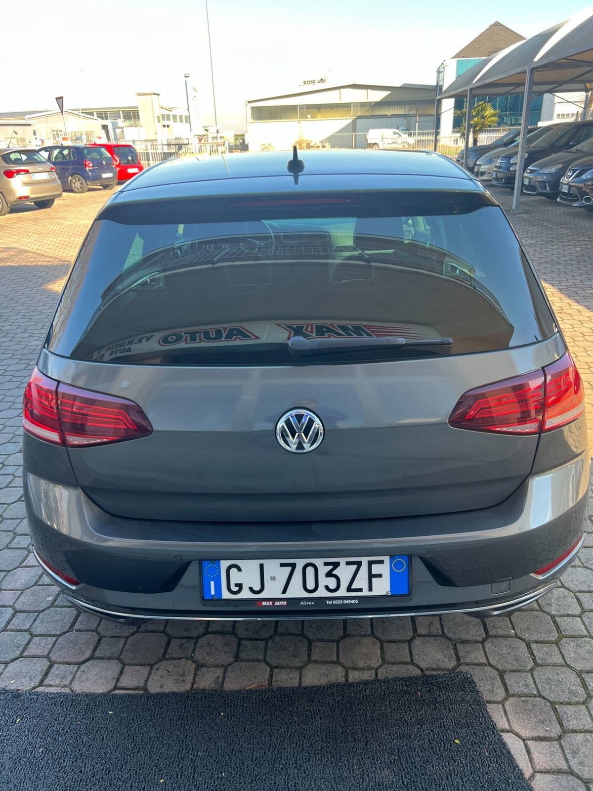 Volkswagen Golf 2.0 TDI 5p. Executive BlueMotion Technology (6)