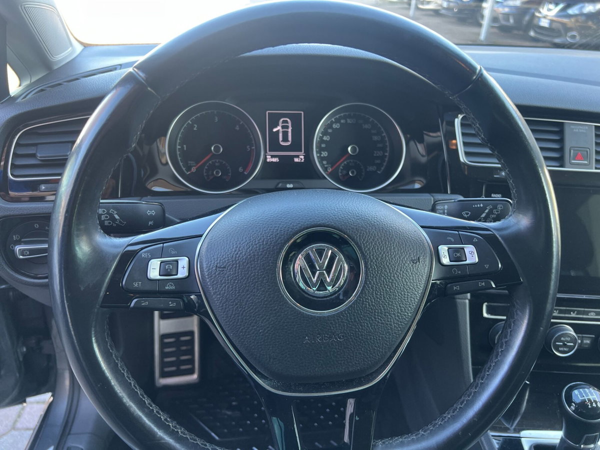 Volkswagen Golf 2.0 TDI 5p. Executive BlueMotion Technology (9)