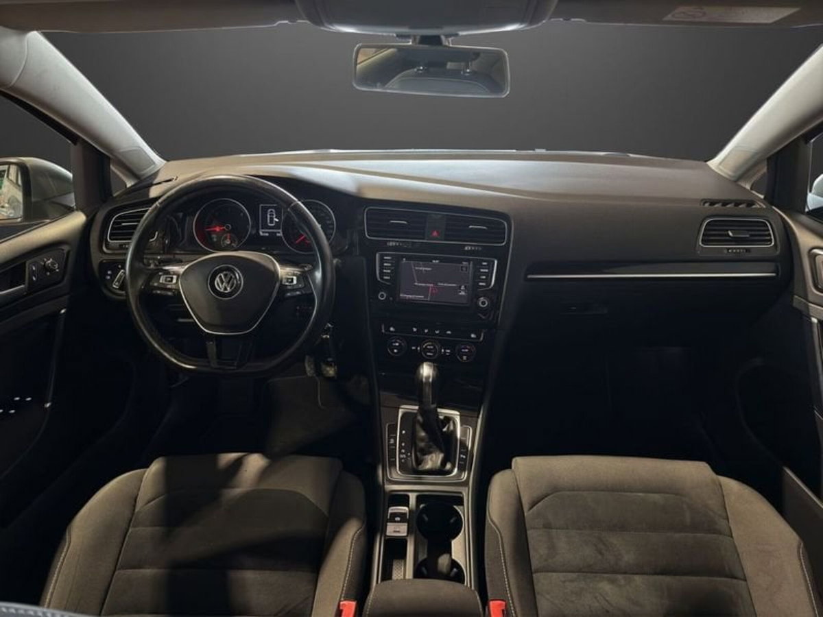 Volkswagen Golf 2.0 TDI DSG 5p. Highline BlueMotion Technology (9)