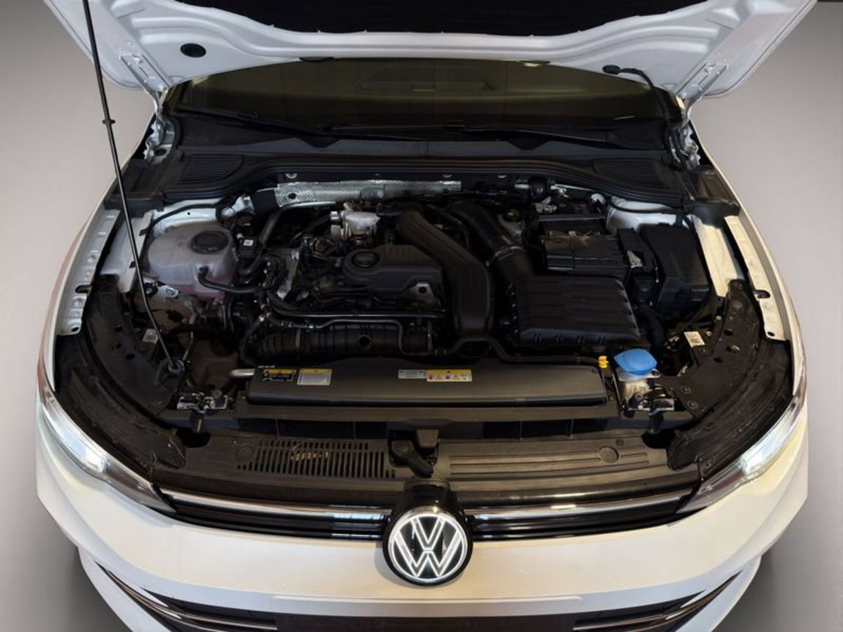 Volkswagen Golf 1.5 eTSI 150 CV EVO ACT DSG Style (15)