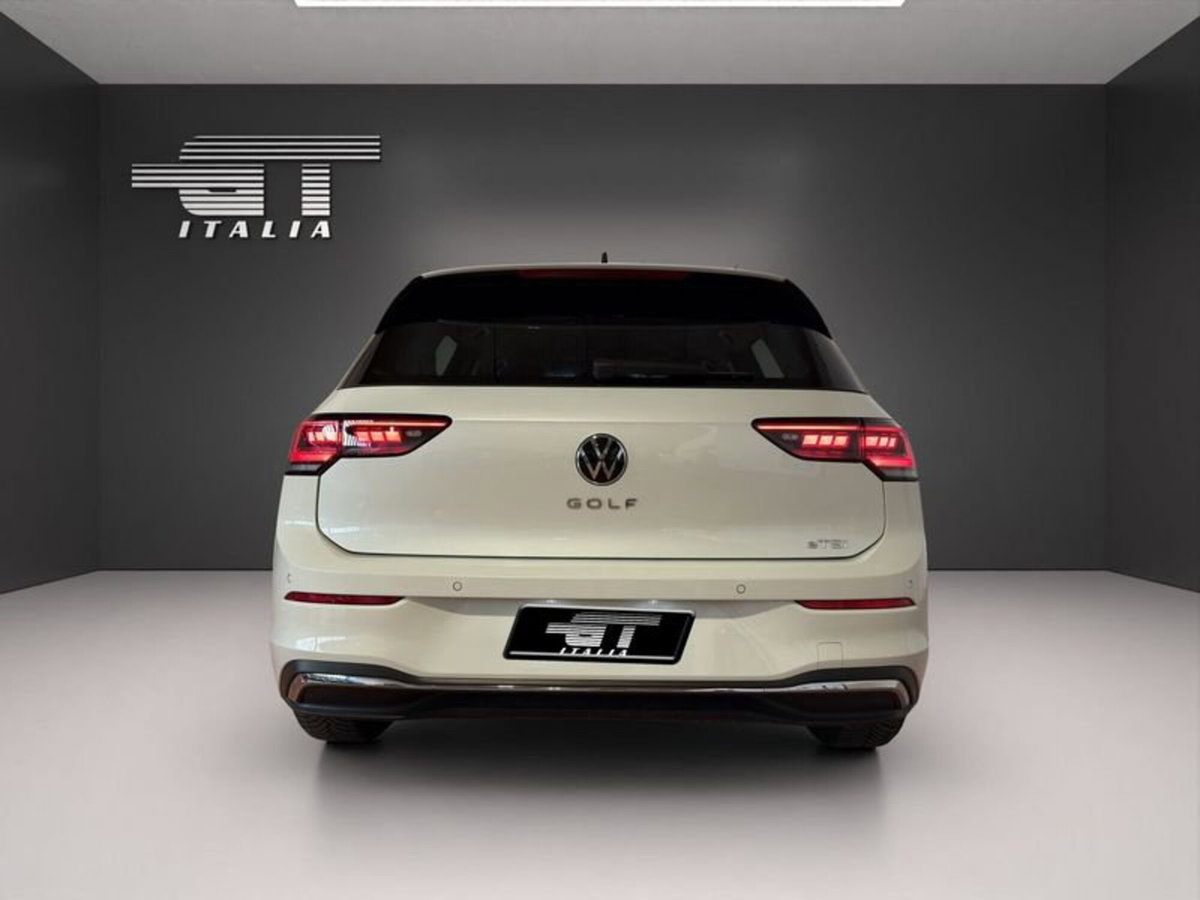 Volkswagen Golf 1.5 eTSI 150 CV EVO ACT DSG Style (6)
