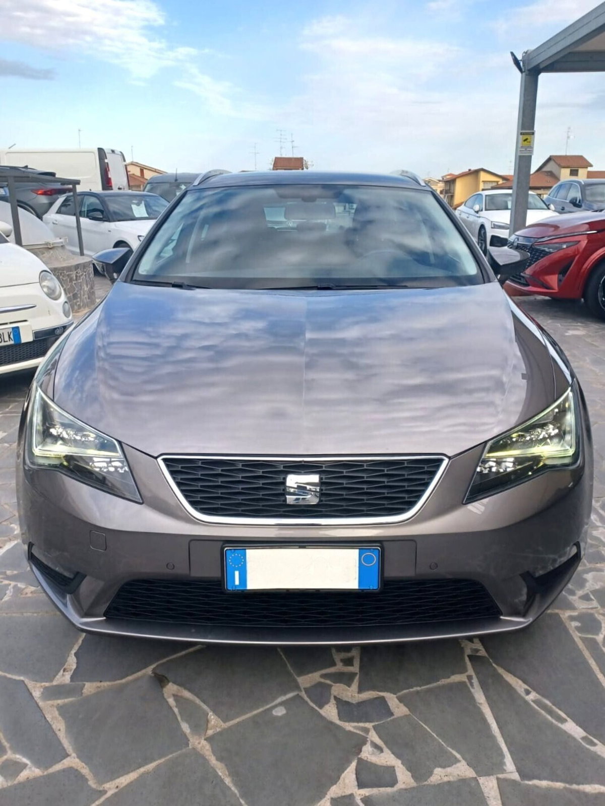 SEAT Leon ST 1.4 TGI Business HIGH (2)