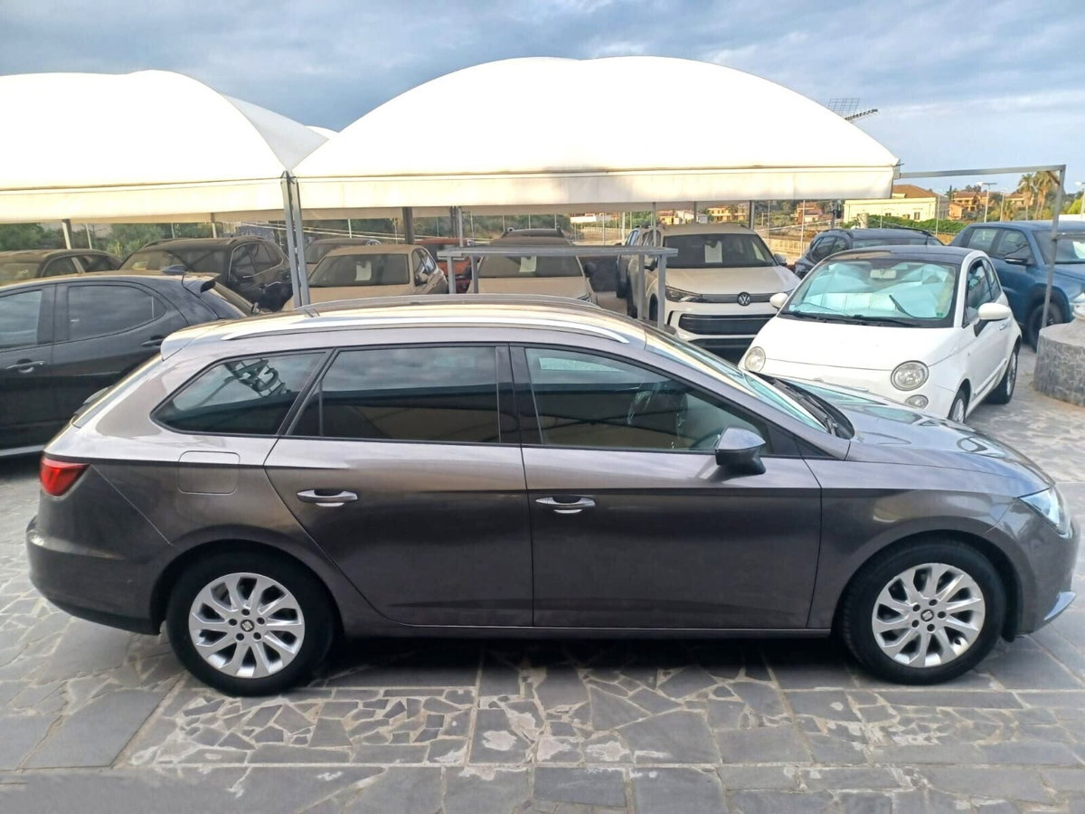 SEAT Leon ST 1.4 TGI Business HIGH (5)