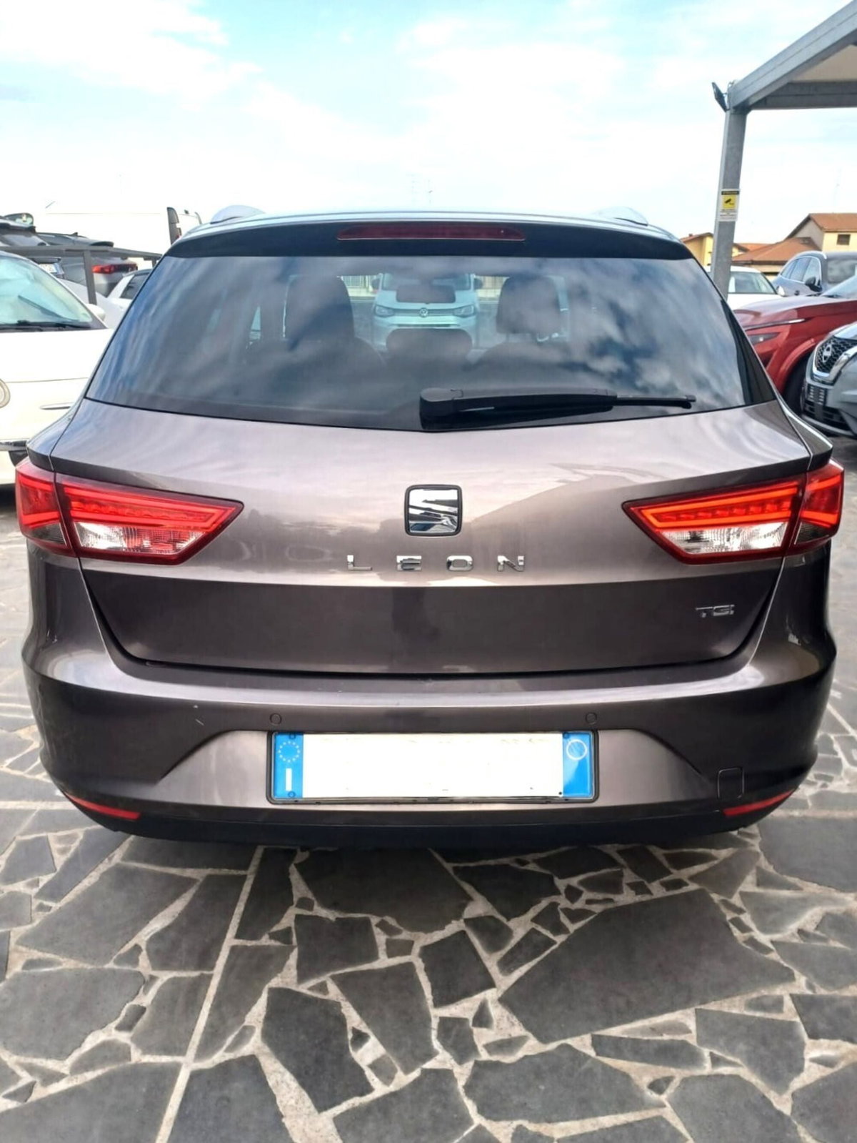 SEAT Leon ST 1.4 TGI Business HIGH (7)
