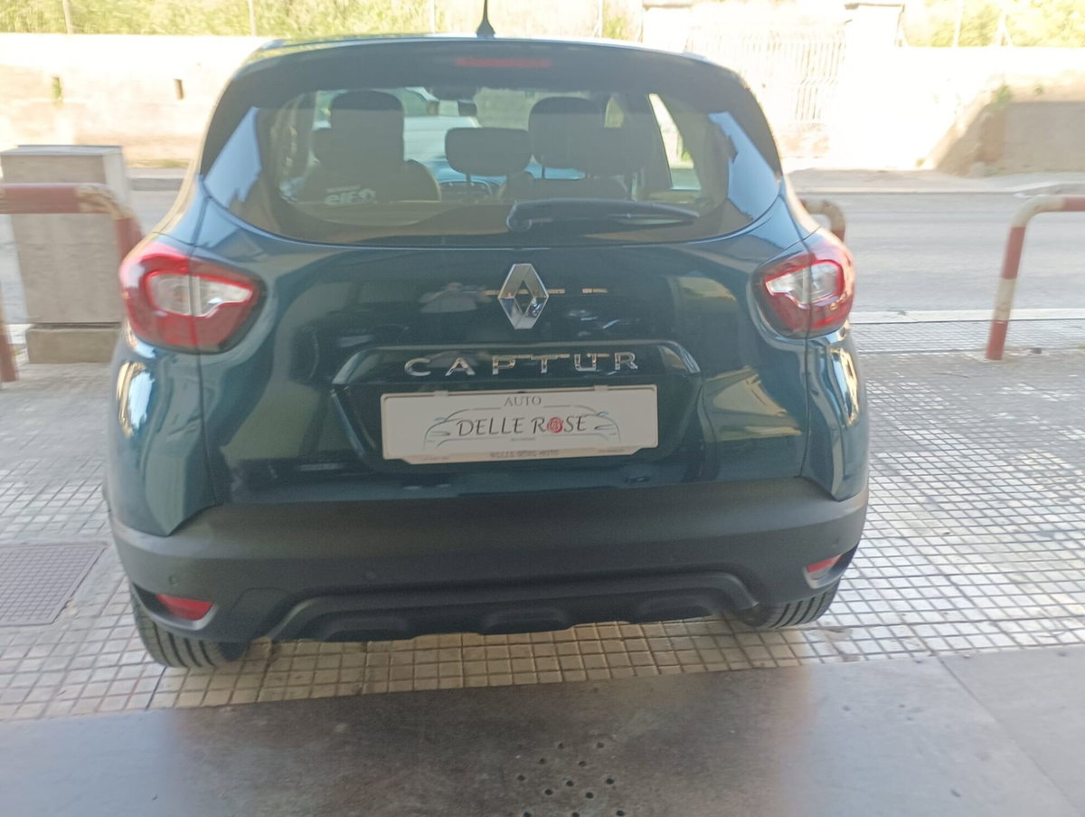 Renault Captur 1.5 dCi 8V 90 CV EDC Energy R-Link (4)