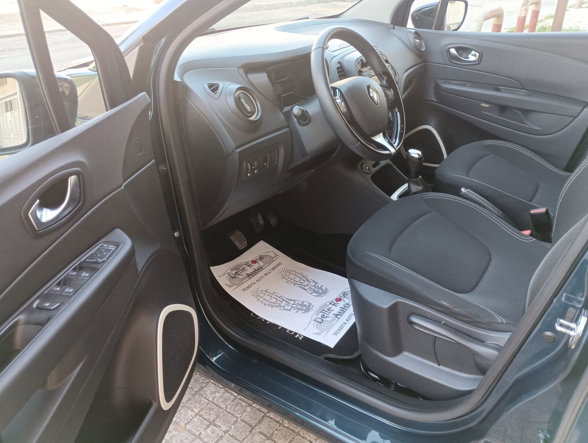 Renault Captur 1.5 dCi 8V 90 CV EDC Energy R-Link (7)