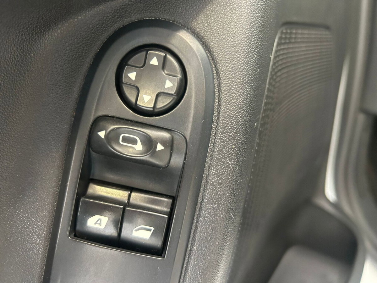 Citroen C3 PureTech 82 Feel Edition (8)