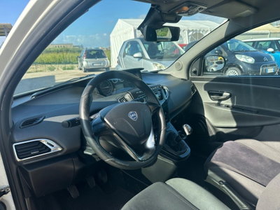 Lancia Ypsilon 1.2 69 CV 5 porte GPL Ecochic Silver (11)