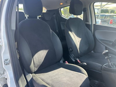 Lancia Ypsilon 1.2 69 CV 5 porte GPL Ecochic Silver (16)