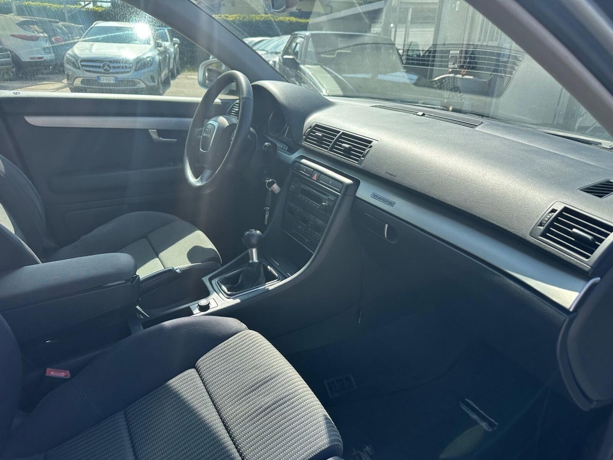 Audi A4 Avant 2.0 TDI F.AP. (12)