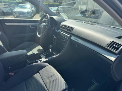 Audi A4 Avant 2.0 TDI F.AP. (12)