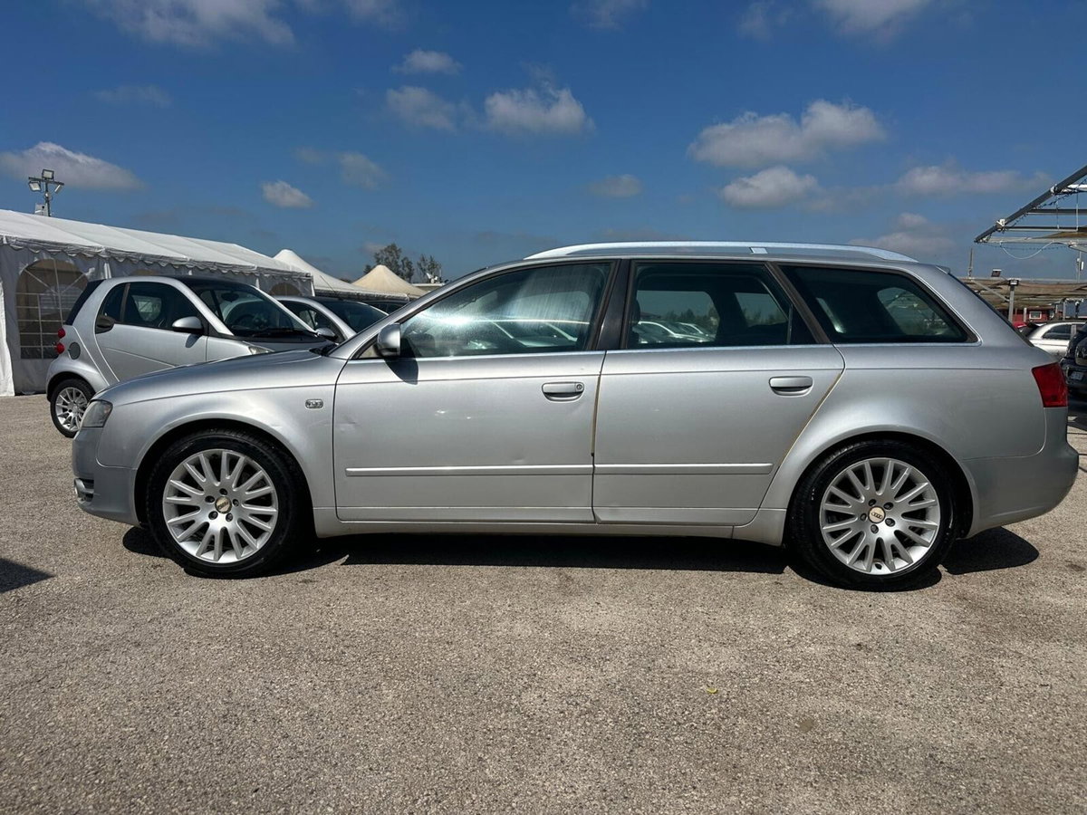 Audi A4 Avant 2.0 TDI F.AP. (6)