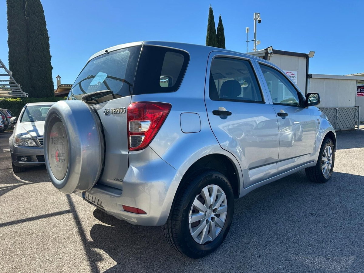 Daihatsu Terios 1.5 4WD SX Green Powered (3)