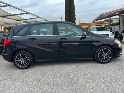 Mercedes-Benz Classe B 200 CDI BlueEFFICIENCY Premium (2)