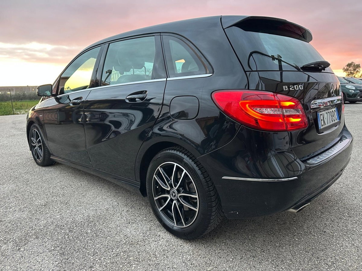 Mercedes-Benz Classe B 200 CDI BlueEFFICIENCY Premium (5)